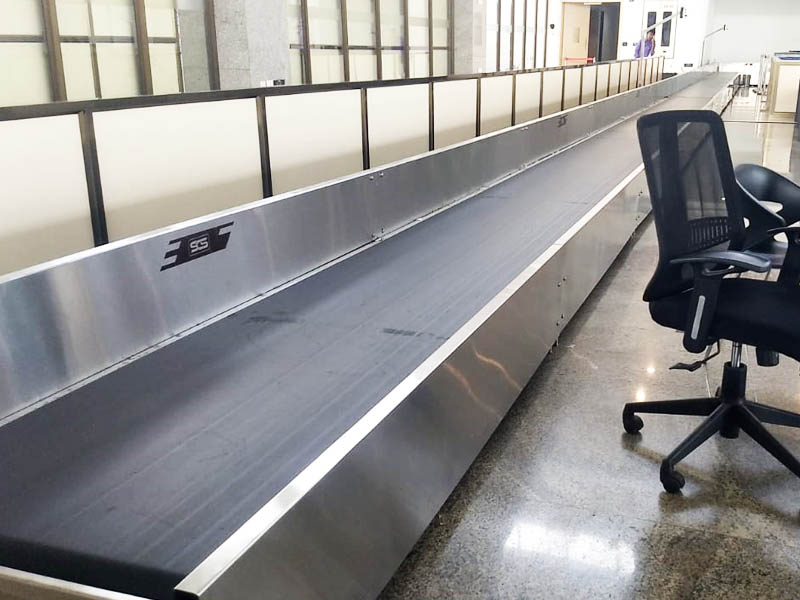 Conveyor For Airport